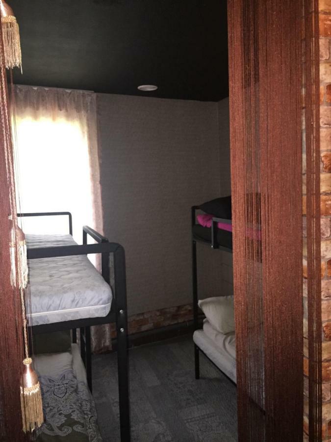 Hostel -Hotel Granat Rivne City Zewnętrze zdjęcie